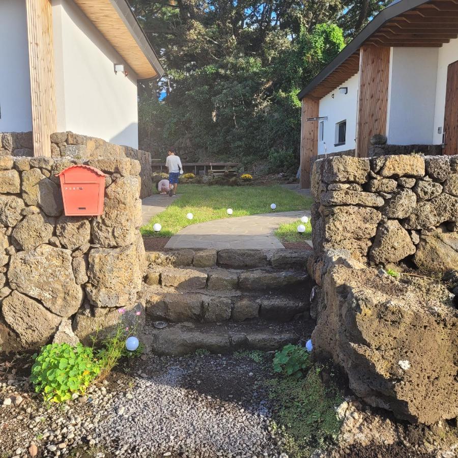 Joohane Jejudo House Jeju